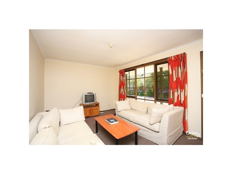 2/40 Highview Road, Frankston VIC 3199