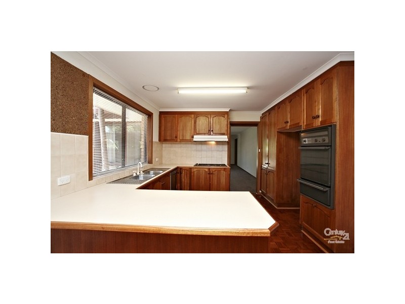 85 Raphael  Crescent, Frankston VIC 3199