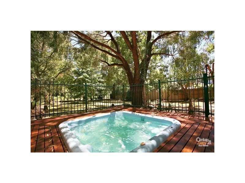 85 Raphael  Crescent, Frankston VIC 3199