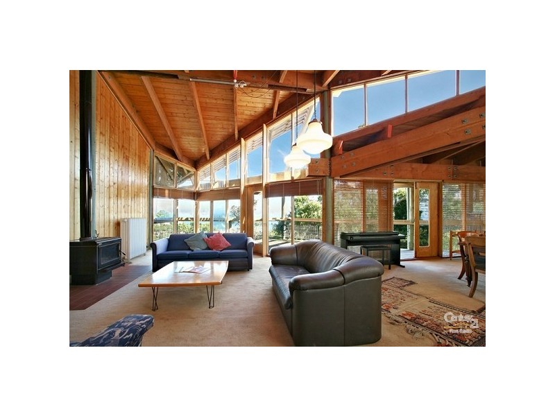 4 Fenton Crescent, Frankston South VIC 3199