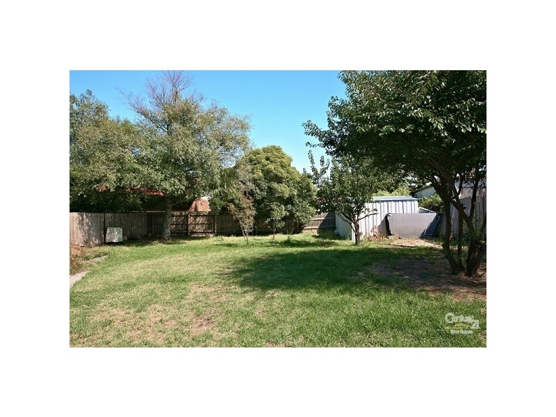 11 Leonard Street, Frankston VIC 3199