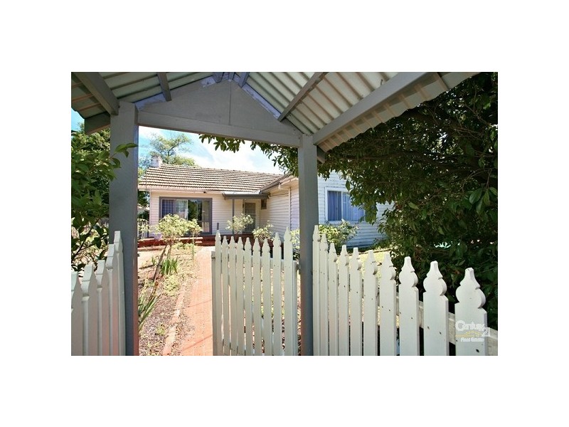 11 Leonard Street, Frankston VIC 3199