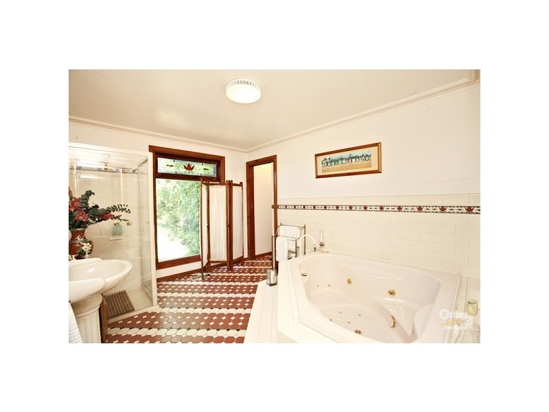 300 – 302 Frankston Flinders Road, Frankston South VIC 3199