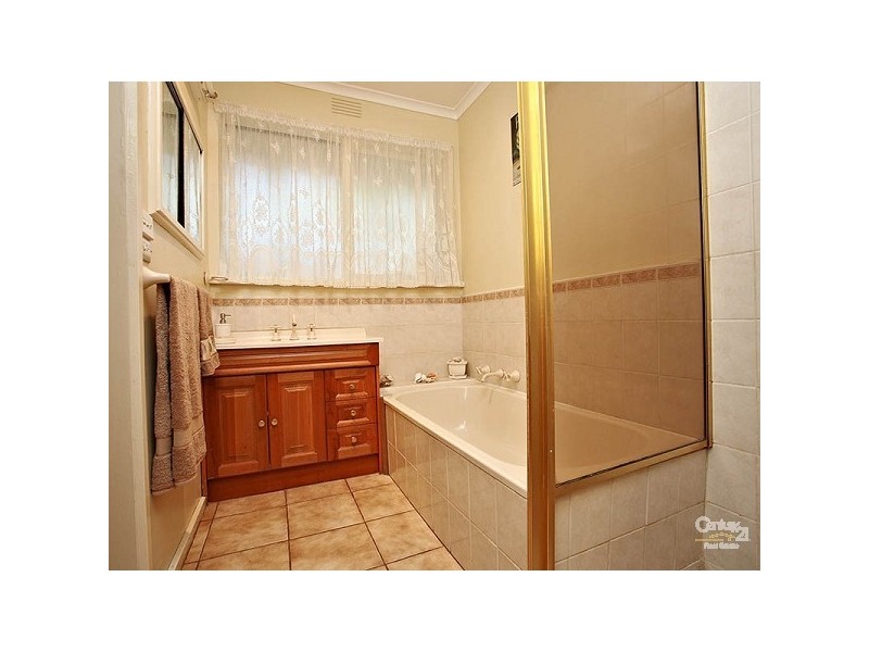 43 Kareela Road, Frankston VIC 3199