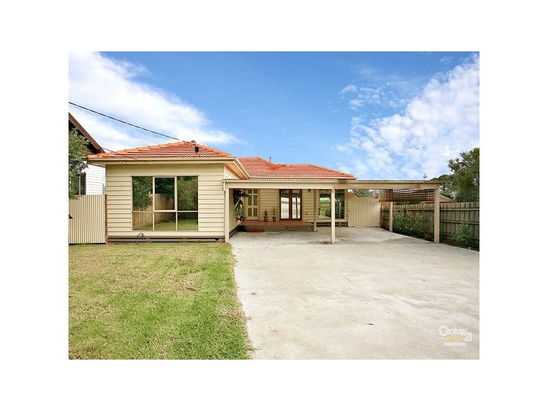 17 Mc Mahons Road, Frankston VIC 3199