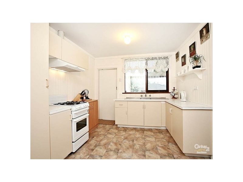 17 Mc Mahons Road, Frankston VIC 3199