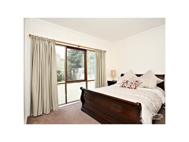 17 Mc Mahons Road, Frankston VIC 3199
