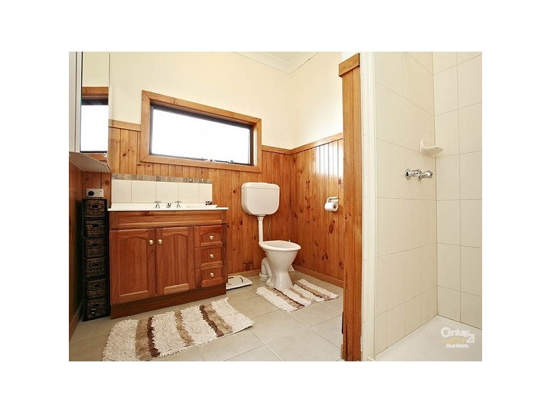 17 Mc Mahons Road, Frankston VIC 3199