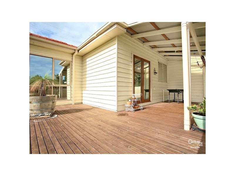 17 Mc Mahons Road, Frankston VIC 3199