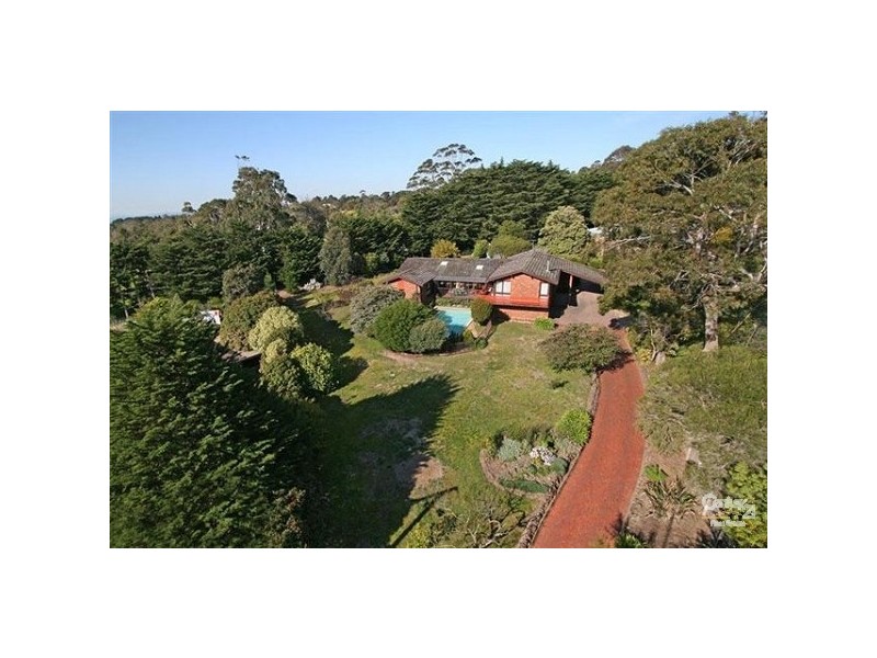 8 Livingstone Court, Mount Eliza VIC 3930