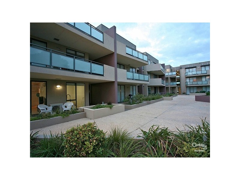 18, 392-394 Nepean Highway, Frankston VIC 3199