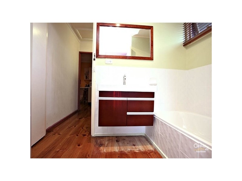 Unit 2, 43 Heatherhill Rd, Frankston VIC 3199