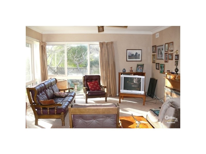 16 Fleetwood Crescent, Frankston South VIC 3199
