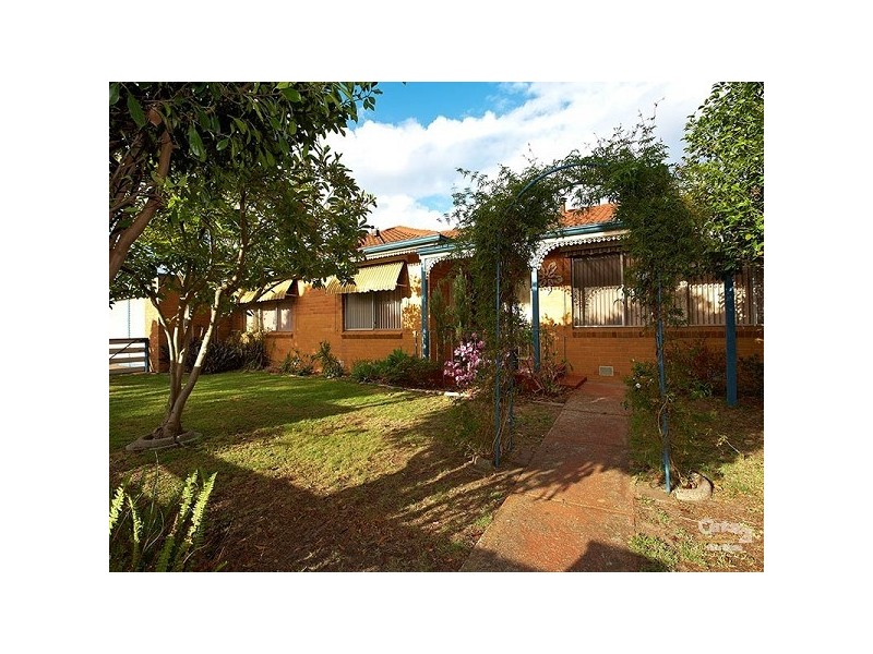 13 Inglenook Crescent, Frankston VIC 3199