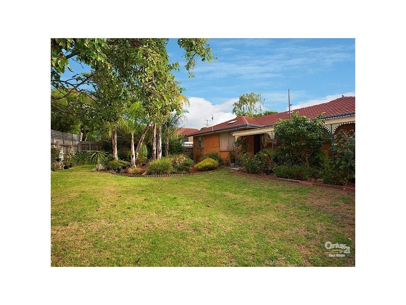 13 Inglenook Crescent, Frankston VIC 3199