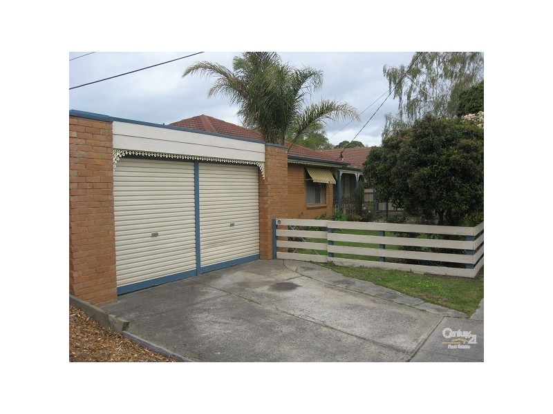 13 Inglenook Crescent, Frankston VIC 3199