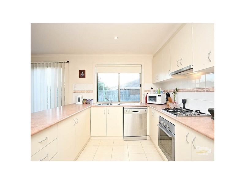14 Bushlark Drive, Carrum Downs VIC 3201