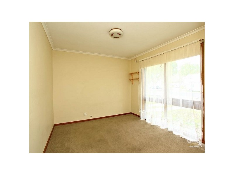 1 Samantha Court, Frankston VIC 3199