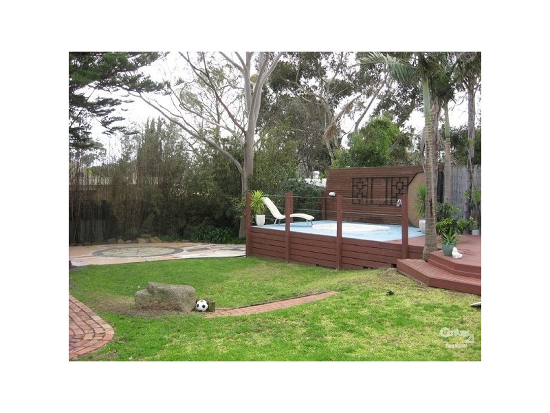 13 Birdwood Street, Frankston VIC 3199