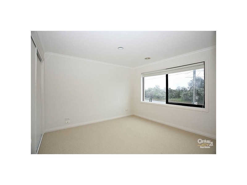 7, 284 – 285 Nepean Highway, Seaford VIC 3198