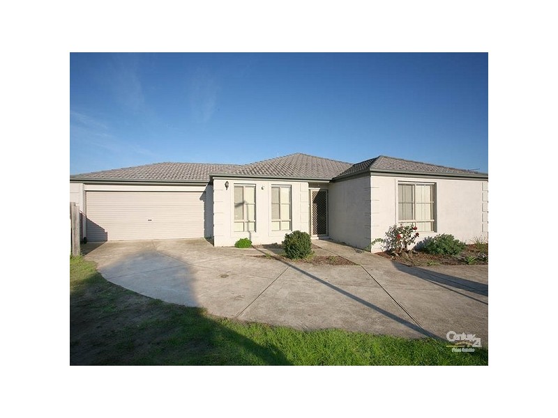 15 Turnstone Court, Carrum Downs VIC 3201