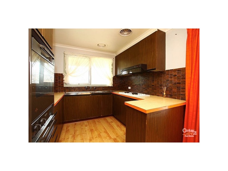 25 Armstrongs Road, Seaford VIC 3198