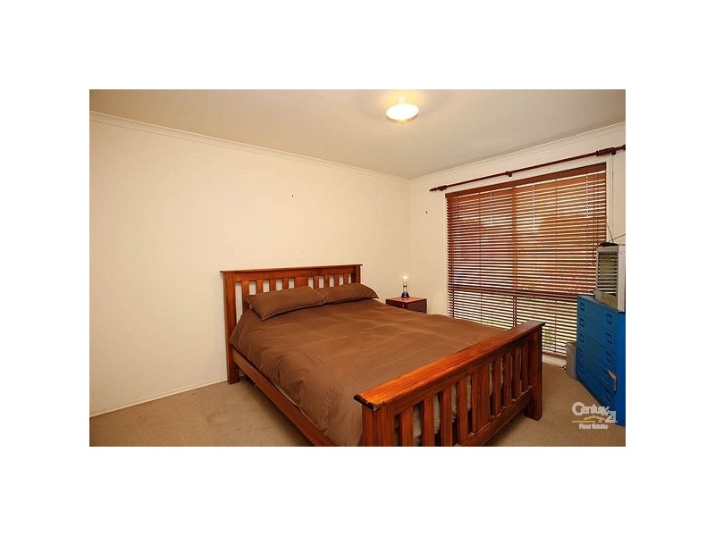 73 Greenwood Drive, Carrum Downs VIC 3201