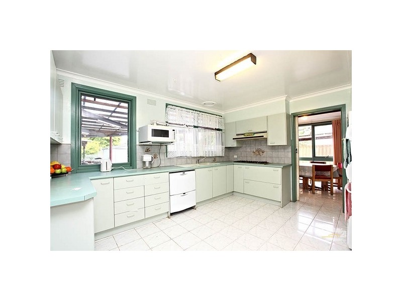 39 Gairloch Drive, Frankston VIC 3199