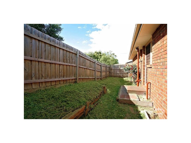 13, 44 Frank Street, Frankston VIC 3199