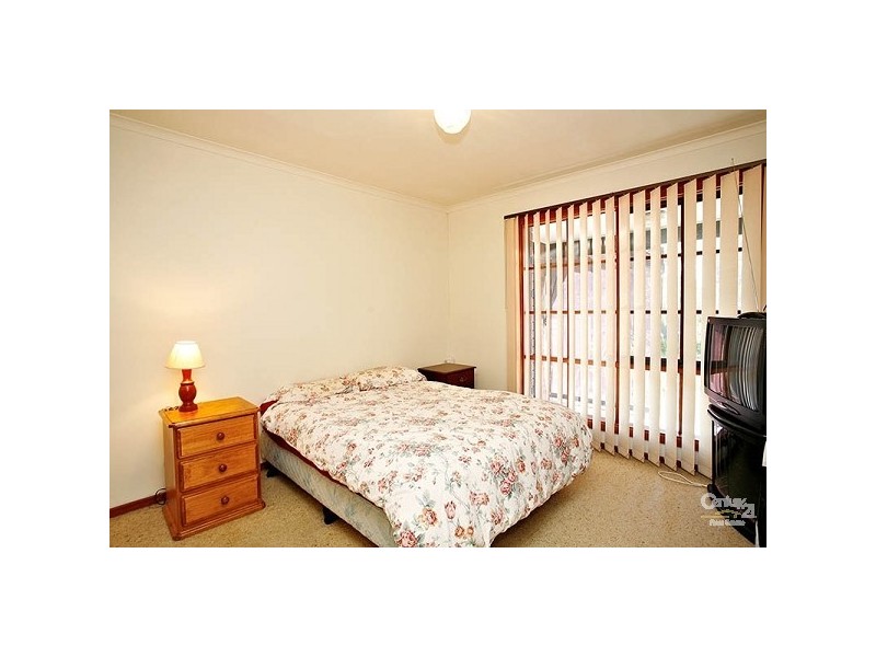 2, 63 Hillcrest Road, Frankston VIC 3199