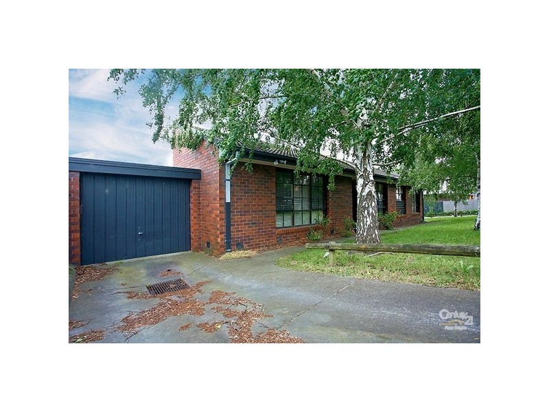 1, 63 Hillcrest Road, Frankston VIC 3199