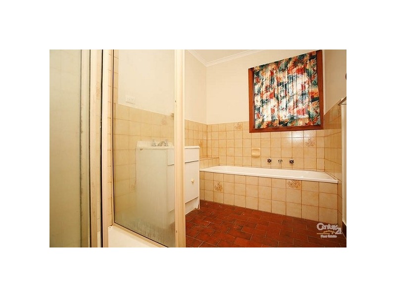 1, 63 Hillcrest Road, Frankston VIC 3199