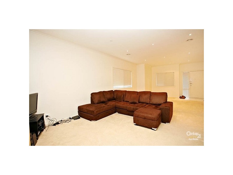 8, 82 East Road, Seaford VIC 3198