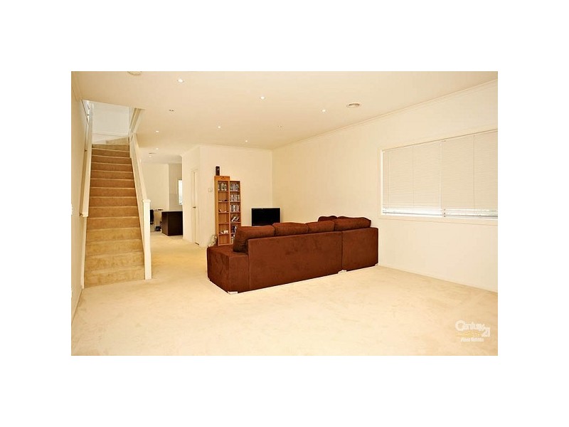 8, 82 East Road, Seaford VIC 3198