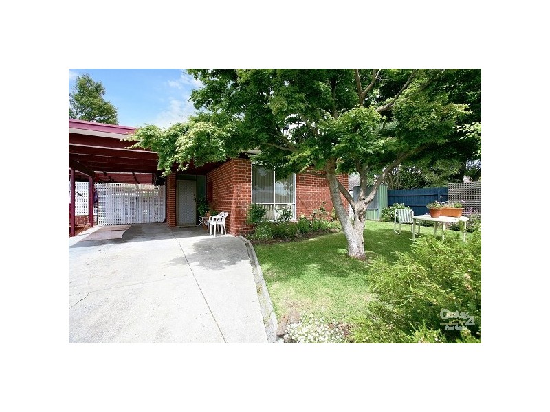 11 Webb Street, Seaford VIC 3198