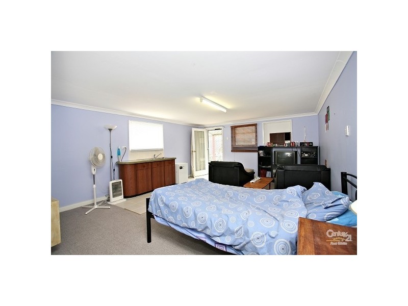 11 Webb Street, Seaford VIC 3198