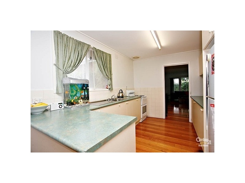 1 Gretana Crescent, Frankston VIC 3199