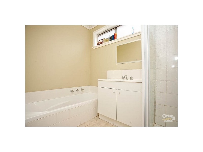 13 Bouvardia Crescent, Frankston North VIC 3200