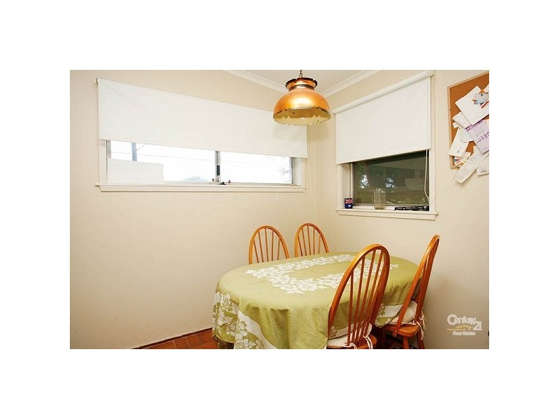 11 Bouvardia Crescent, Frankston North VIC 3200