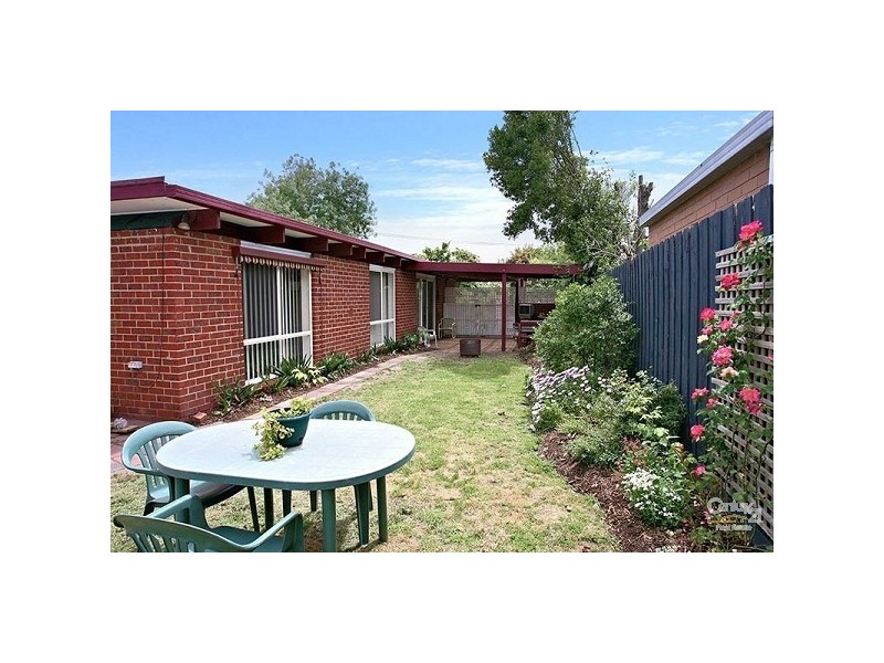 11 Webb Street, Seaford VIC 3198