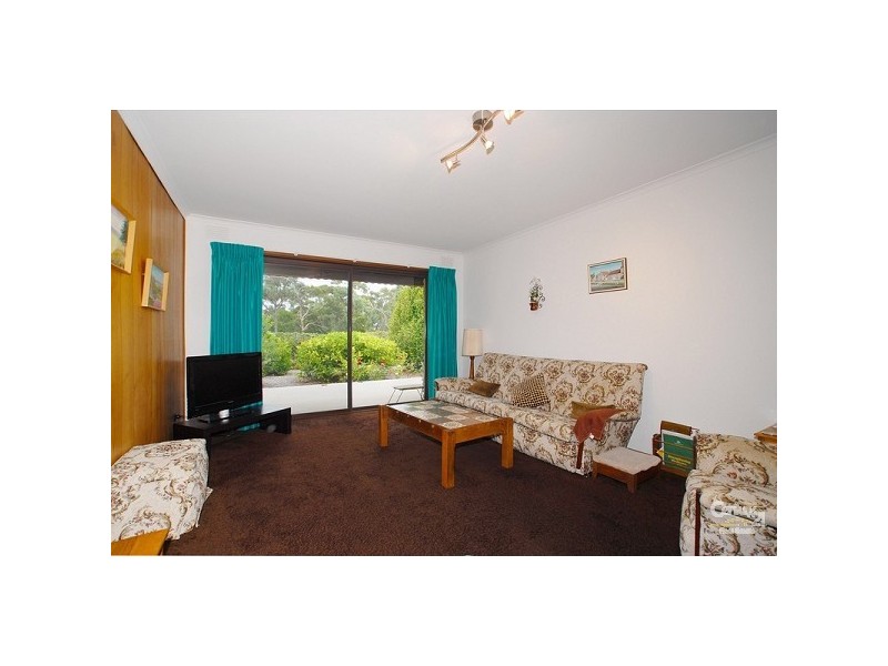 49 Raphael Crescent, Frankston VIC 3199