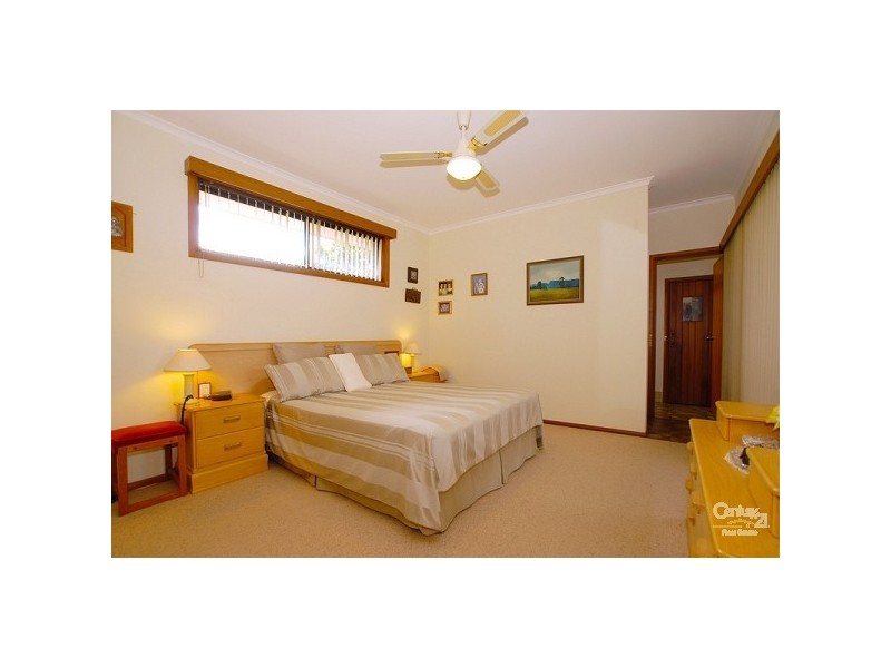 24 Liddesdale Avenue, Frankston South VIC 3199