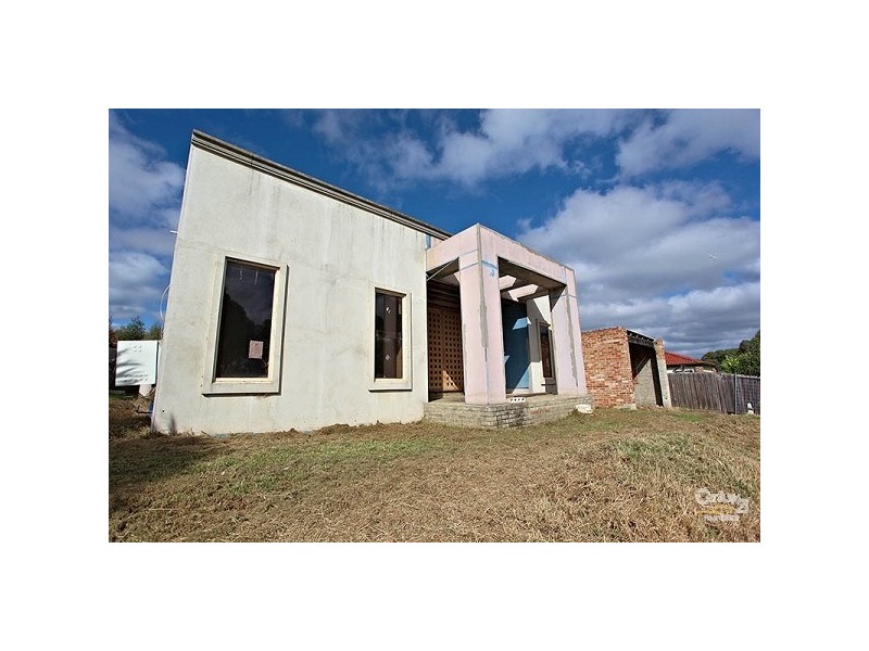 4 Whiting Court, Skye VIC 3977