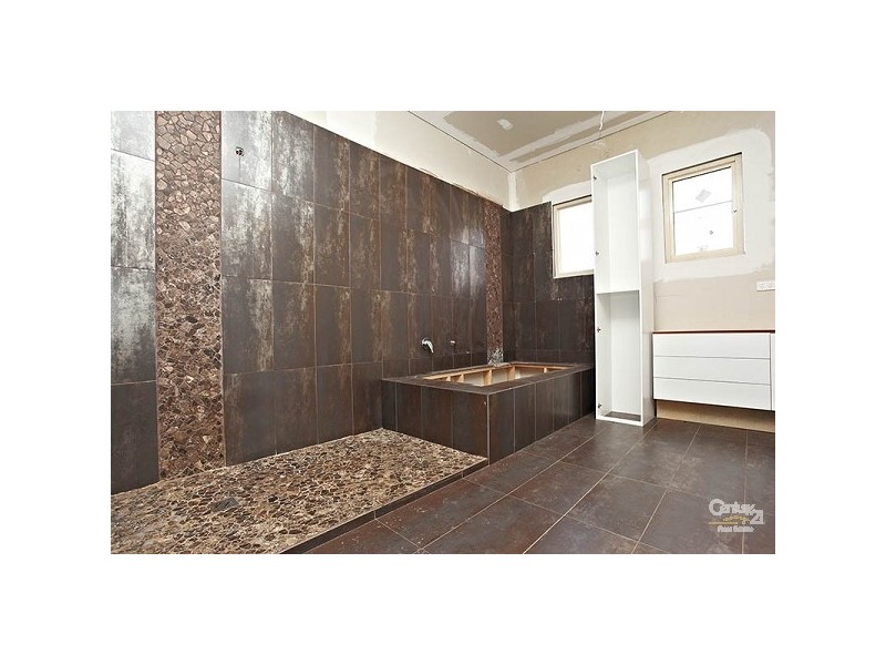 4 Whiting Court, Skye VIC 3977