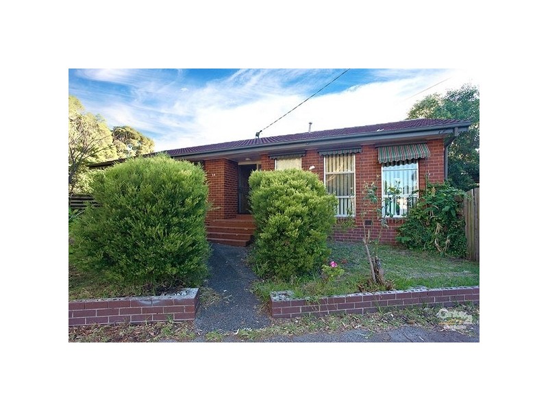 34 Hoya Crescent, Frankston North VIC 3200