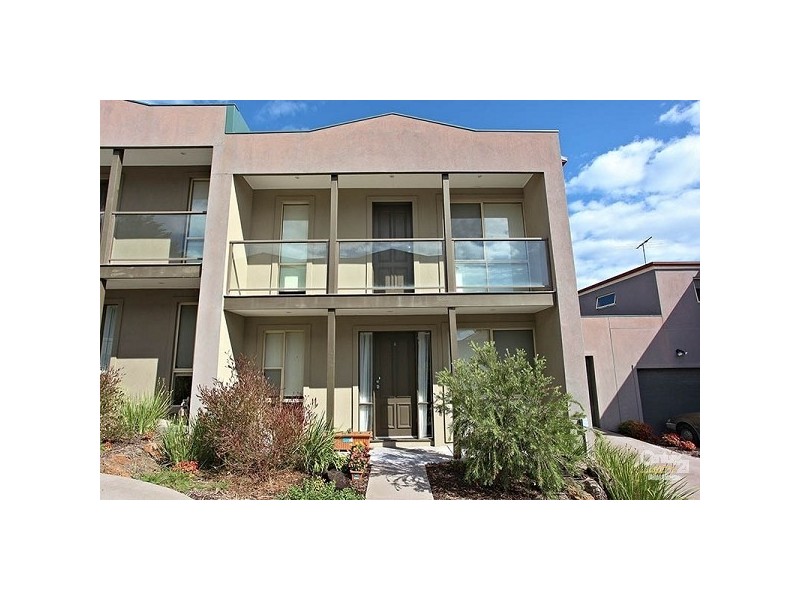 5, 76-78 Mc Mahons Road, Frankston VIC 3199