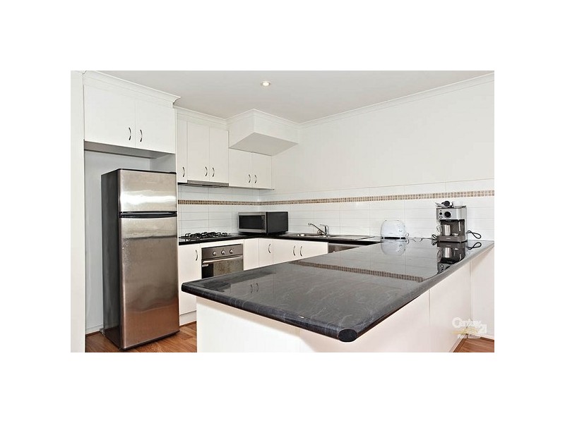 5, 76-78 Mc Mahons Road, Frankston VIC 3199