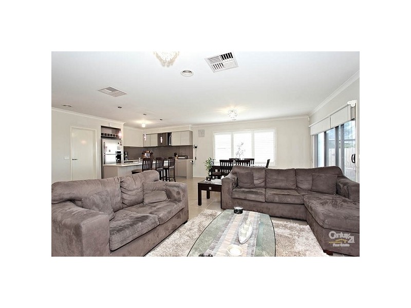 19 Sky Way, Carrum Downs VIC 3201