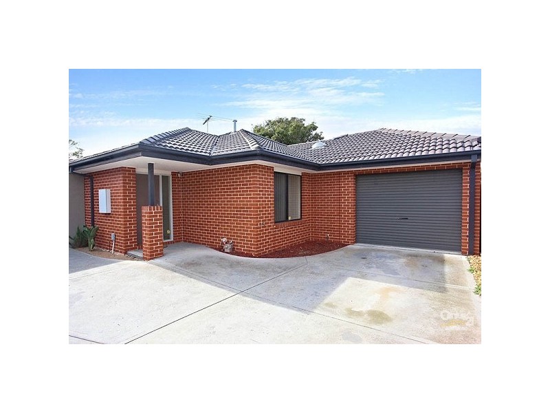 2,53 Railway Parade, Seaford VIC 3198
