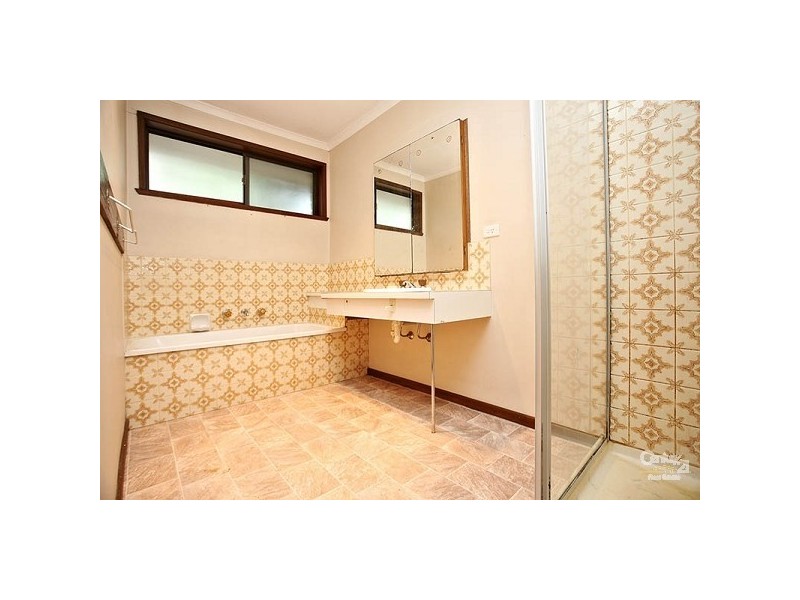 2,25 Frank Street, Frankston VIC 3199